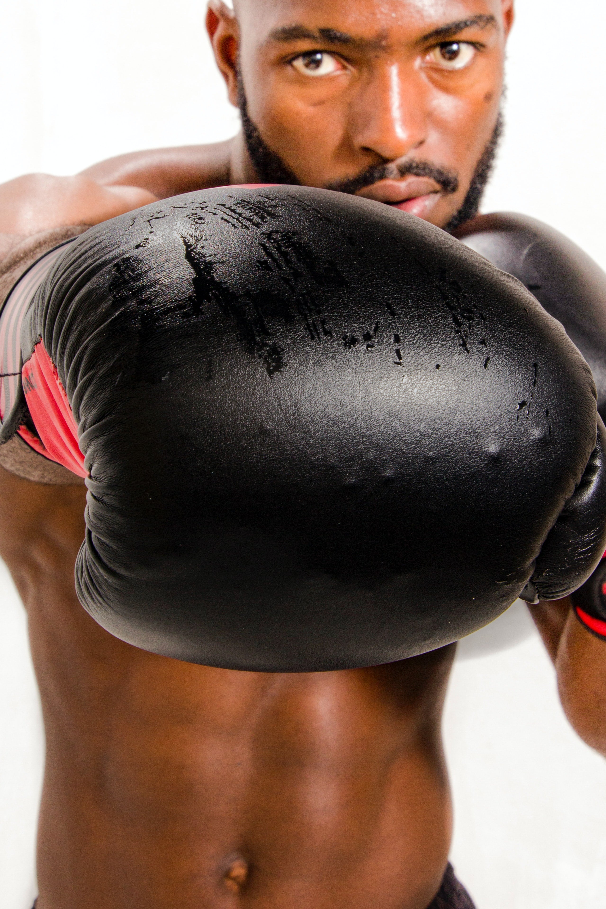 How to Fix the Boxing Gloves Smell? Easy Solution Martial Arts Insider